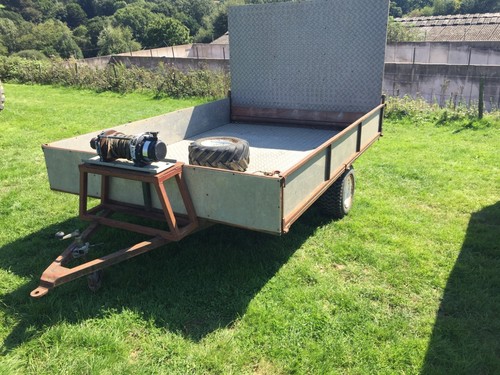 Low level trailer with